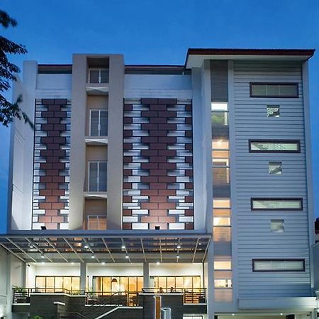 ฮาร์ลี่ เรสซิเด้นซ์ Hotel จาการ์ตา ภายนอก รูปภาพ