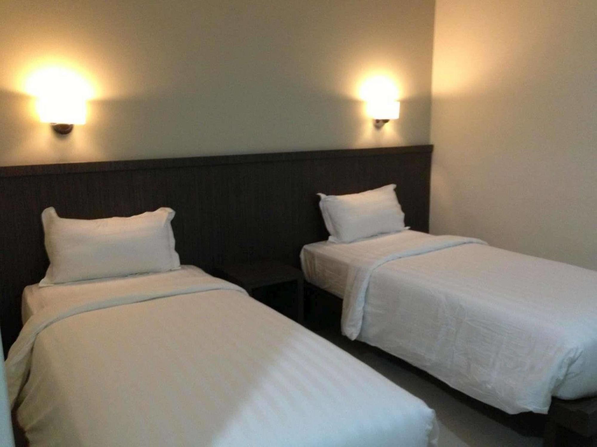 ฮาร์ลี่ เรสซิเด้นซ์ Hotel จาการ์ตา ภายนอก รูปภาพ
